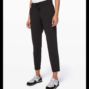 Lululemon On The Fly Pants 7/8 Black Woven Size 6 NWT